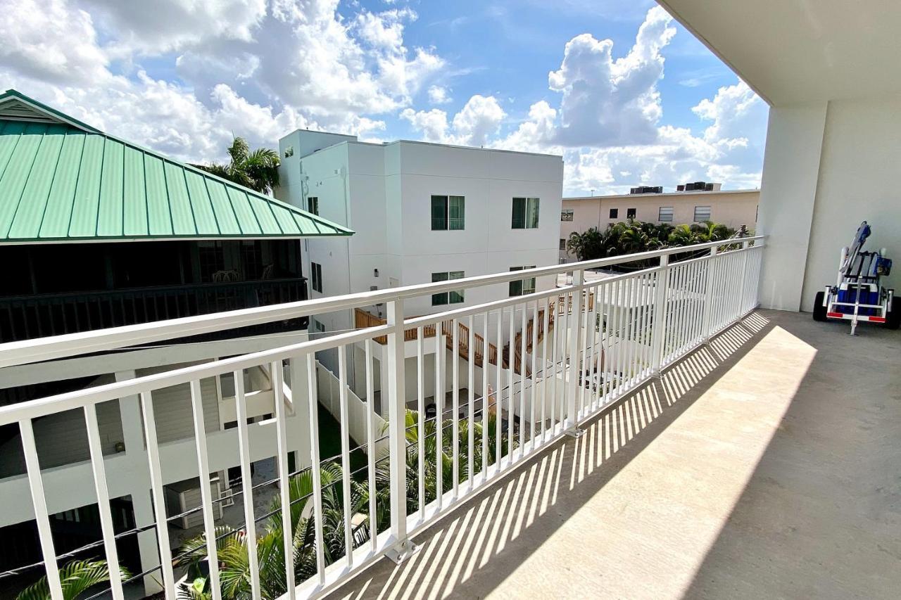 Madeira Del Mar 303 Apartment St. Pete Beach Bagian luar foto