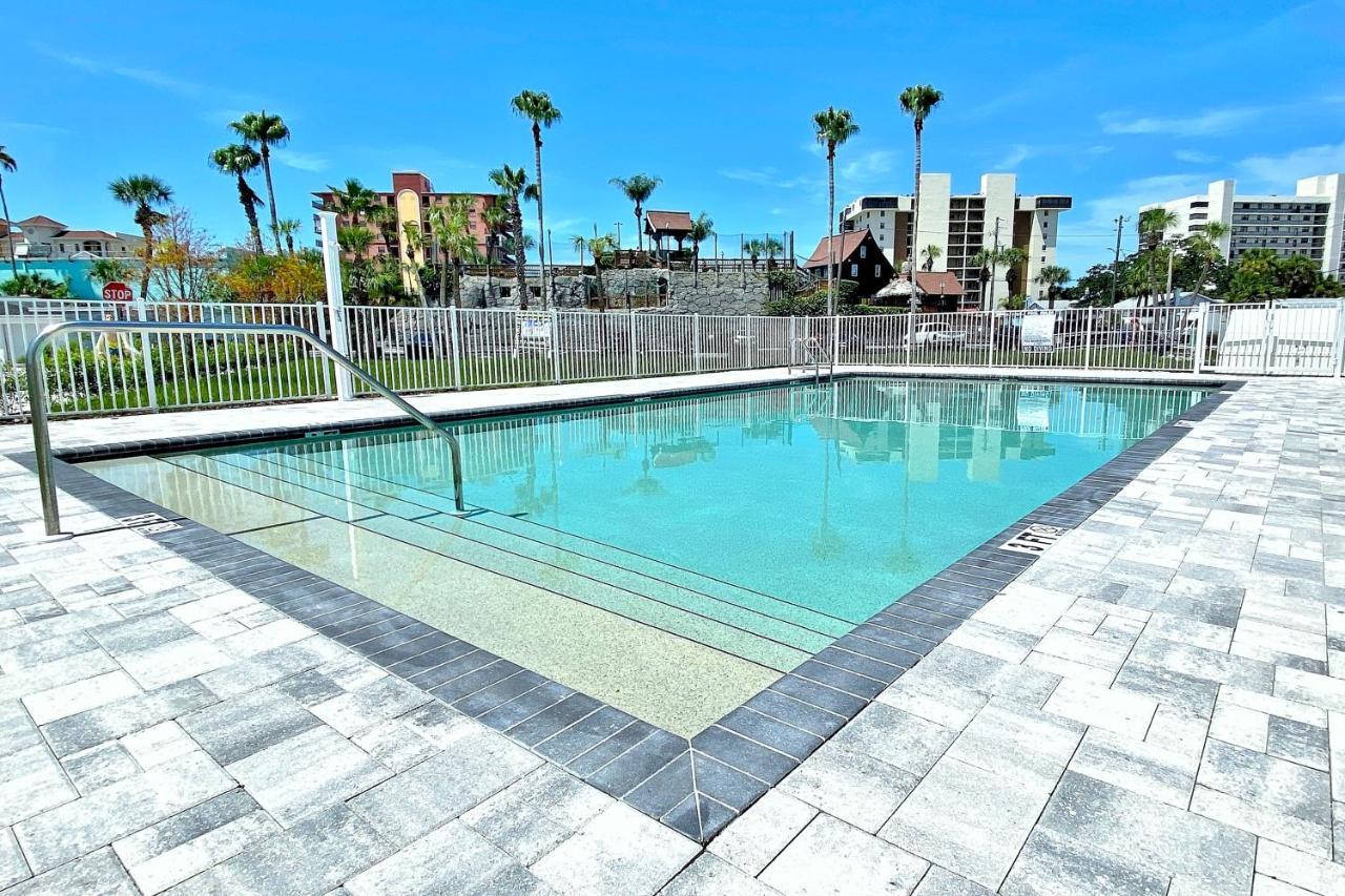 Madeira Del Mar 303 Apartment St. Pete Beach Bagian luar foto